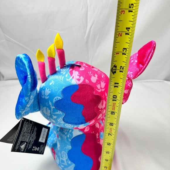 NWT - Limited Edition Stitch Crashes Disney Sleeping Beauty (7/12) - Picture 6 of 6